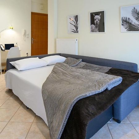 Yellow Fresh Apartment-City Center Alexandroupoli Eksteriør billede
