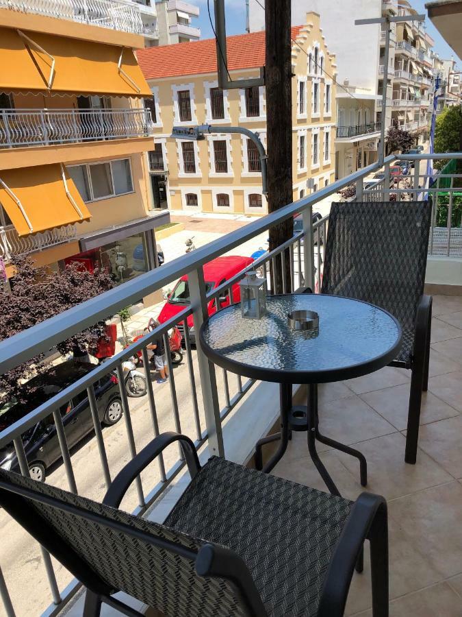 Yellow Fresh Apartment-City Center Alexandroupoli Eksteriør billede